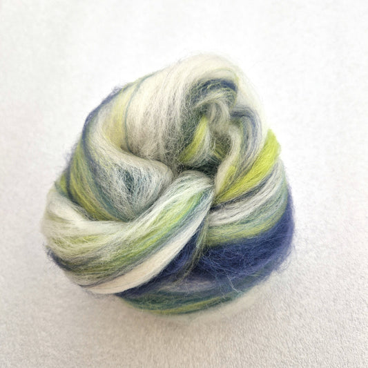 Monet Lily Pond Miniature Batt * 4 for £12 *
