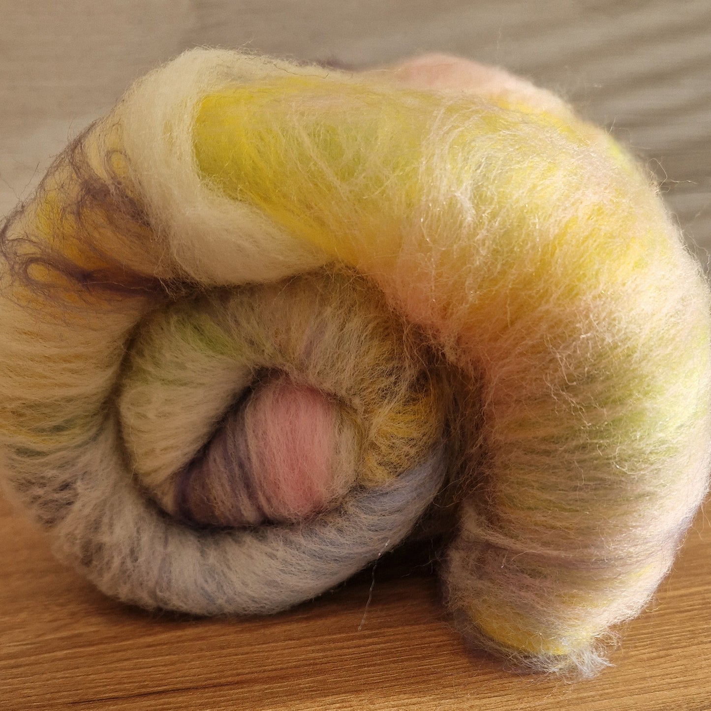 Pastel Easter Fibre Batt (95g)